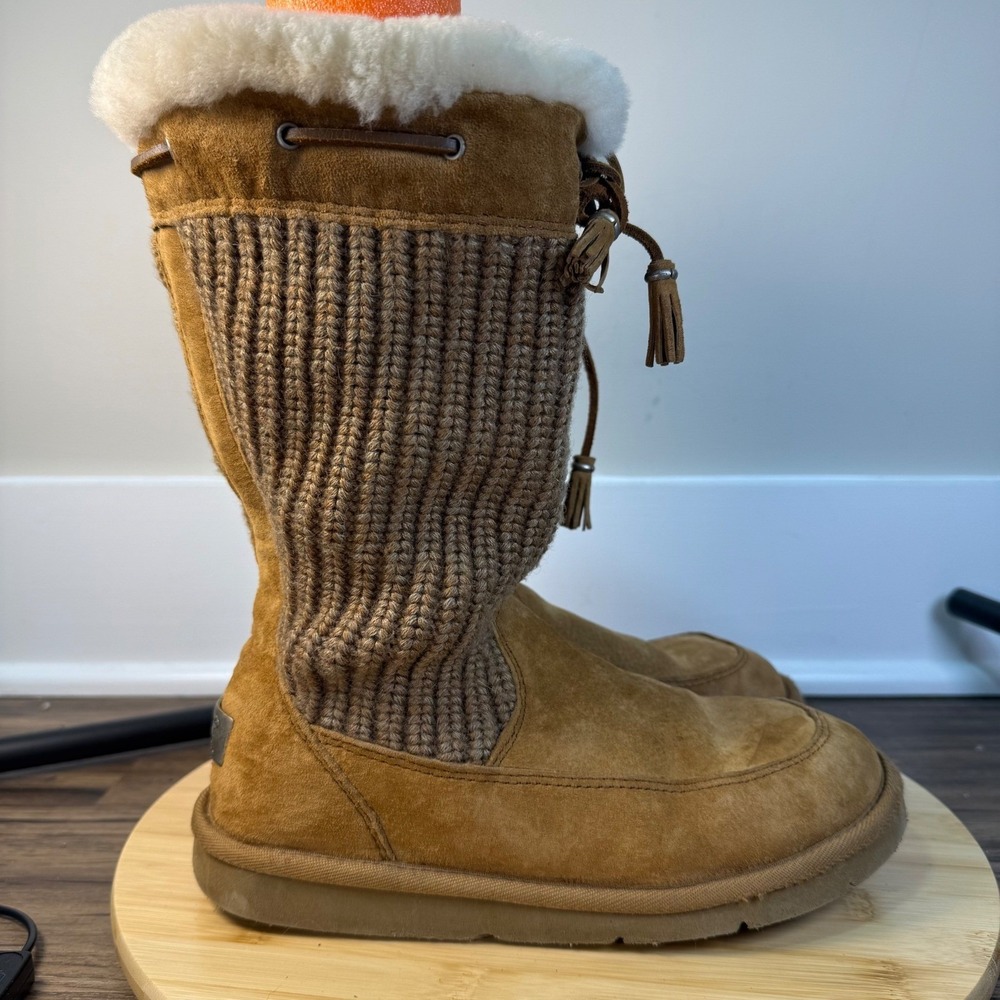 UGG Australia Suburb Crochet Boots Women's 7 Chestnut Brown Suede Knit Sheepskin
